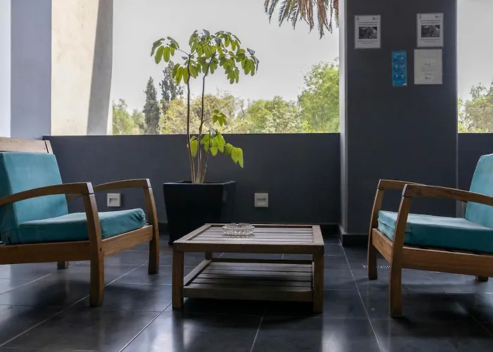 New Chic With Gym Access & Private Roof Apartment